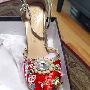 BRAND NEW Azelea Wang Bejeweled Adeline Red Platform Heels Women's Size 11